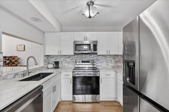 7633 Tahiti Lane 101, Lake Worth, FL 33467
