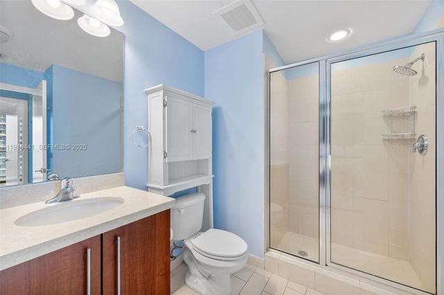 79 SW 12th St 4004S, Miami, FL 33130