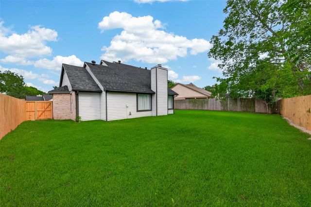 11406 Caesar Drive, Houston, TX 77477