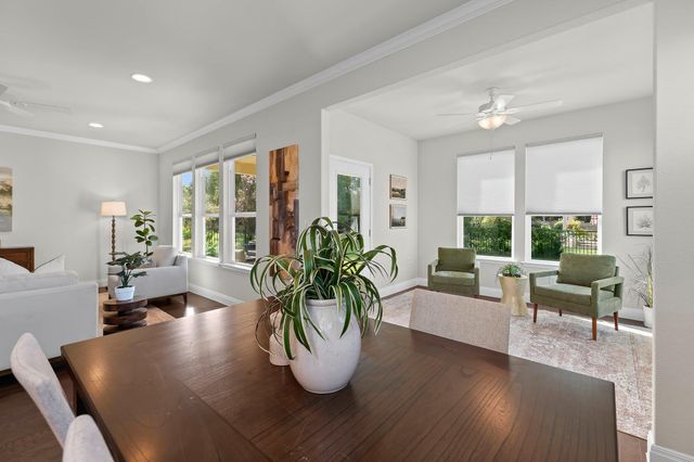 215 Hanging Star LN, Georgetown, TX 78633