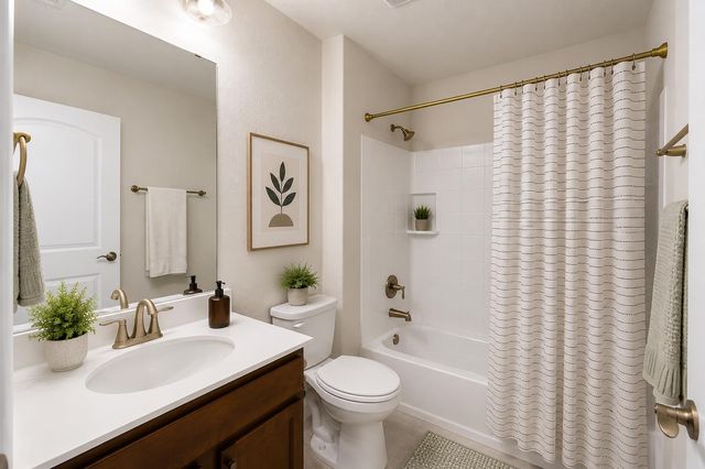 215 Hanging Star LN, Georgetown, TX 78633