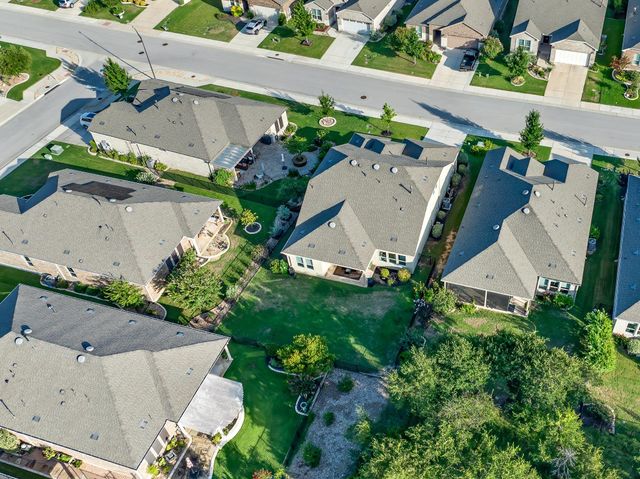 215 Hanging Star LN, Georgetown, TX 78633