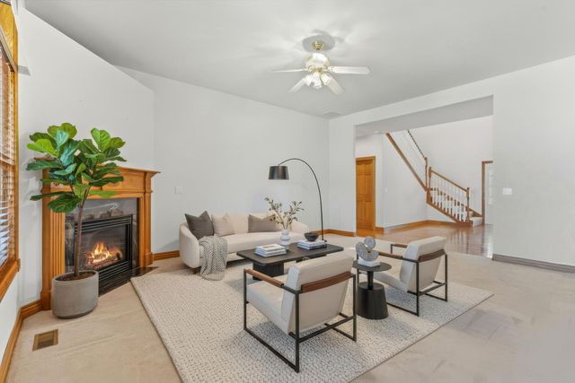 2707 W Highpoint Circle, Ozark, MO 65721