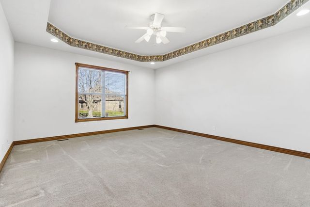 2707 W Highpoint Circle, Ozark, MO 65721