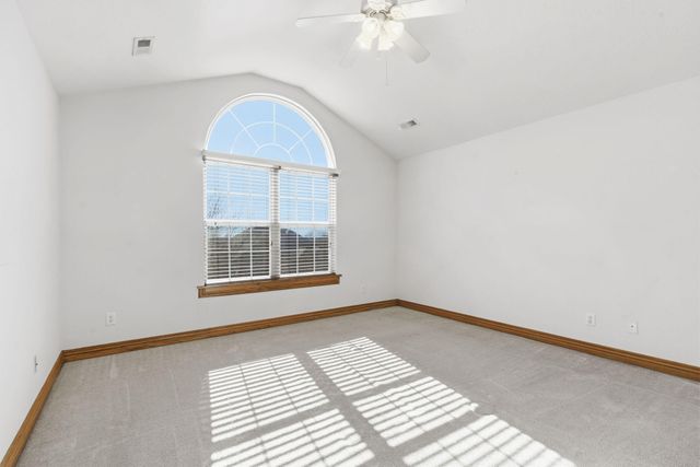 2707 W Highpoint Circle, Ozark, MO 65721