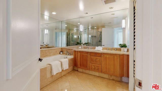 701 OCEAN Avenue 311, Santa Monica, CA 90402