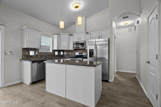 14248 CHARLES POLLOCK Avenue, El Paso, TX 79938