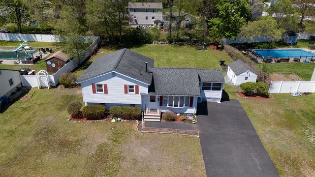 14 Kazimer Dr, Billerica, MA 01821