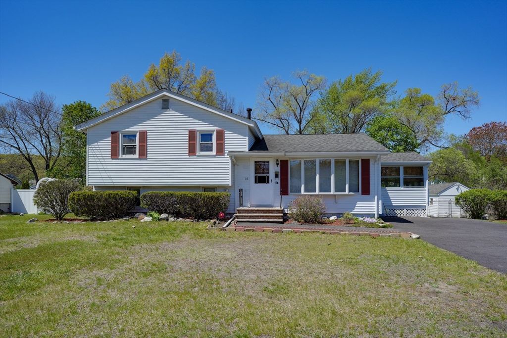 14 Kazimer Dr, Billerica, MA 01821