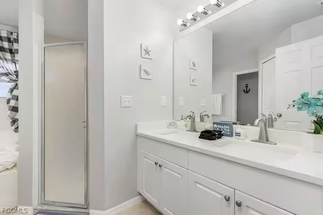 2705 SW 11th PL, Cape Coral, FL 33914