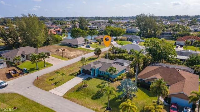 2705 SW 11th PL, Cape Coral, FL 33914