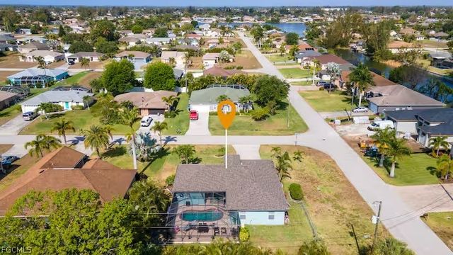 2705 SW 11th PL, Cape Coral, FL 33914