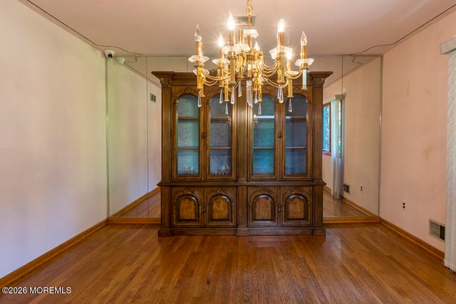 9 Jill Drive, Holmdel, NJ 07733