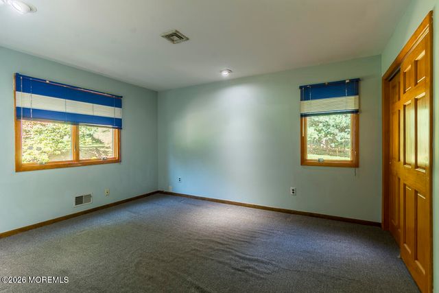 9 Jill Drive, Holmdel, NJ 07733