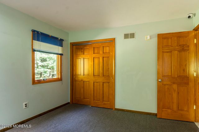 9 Jill Drive, Holmdel, NJ 07733