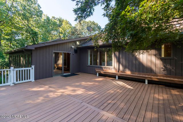 9 Jill Drive, Holmdel, NJ 07733