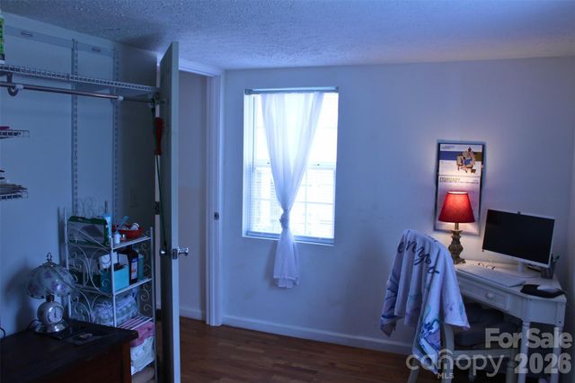 625 Milton Avenue SW, Valdese, NC 28690