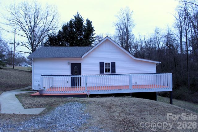 625 Milton Avenue SW, Valdese, NC 28690