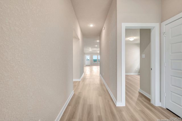 6263 Desert Aloe, San Antonio, TX 78245