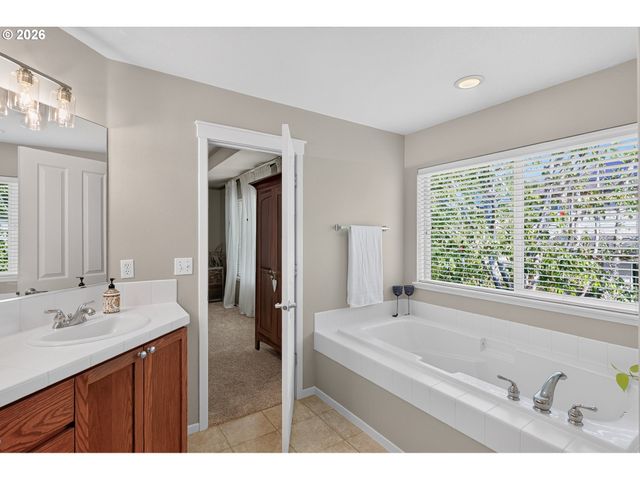 7145 Sw BOUCHAINE St, Wilsonville, OR 97070