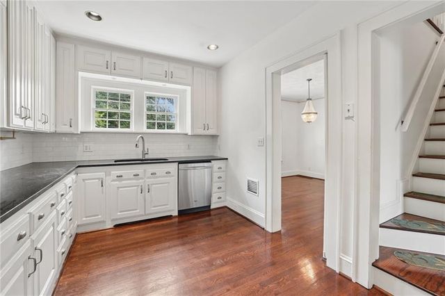 3054 Peachtree Drive NE, Atlanta, GA 30305