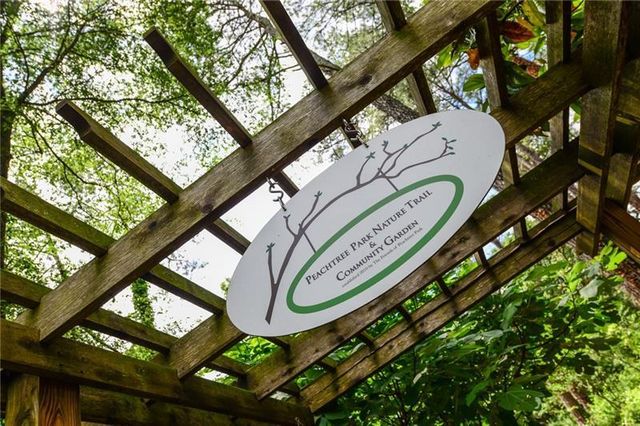 3054 Peachtree Drive NE, Atlanta, GA 30305
