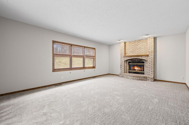 10013 170th Street W, Lakeville, MN 55044