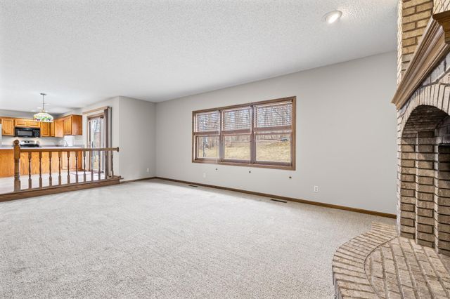 10013 170th Street W, Lakeville, MN 55044