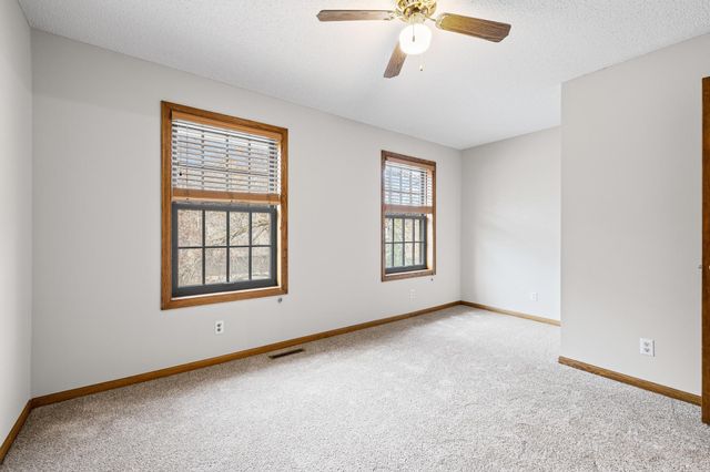 10013 170th Street W, Lakeville, MN 55044