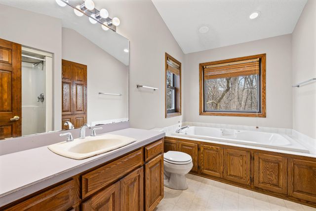 10013 170th Street W, Lakeville, MN 55044