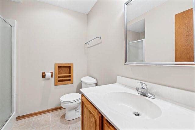 10013 170th Street W, Lakeville, MN 55044