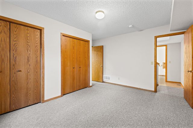 10013 170th Street W, Lakeville, MN 55044