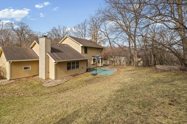 10013 170th Street W, Lakeville, MN 55044