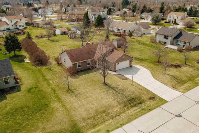 416 Pleasant STREET, Eagle, WI 53119