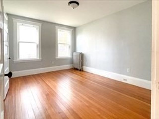 21 Crest Ave 1, Chelsea, MA 02150