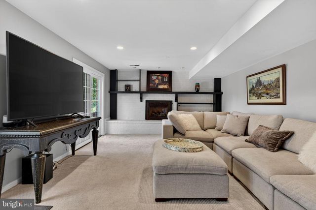 4727 38TH PL N, Arlington, VA 22207