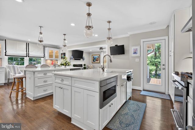 4727 38TH PL N, Arlington, VA 22207