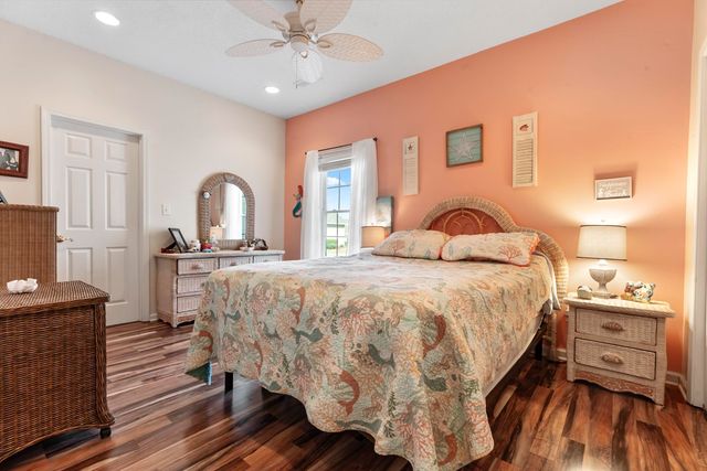 4236 Rivergate Ln., Little River, SC 29566