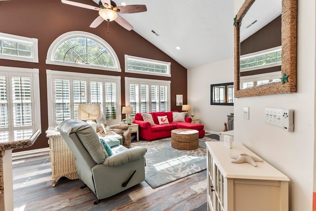 4236 Rivergate Ln., Little River, SC 29566