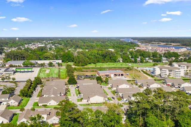 4236 Rivergate Ln., Little River, SC 29566