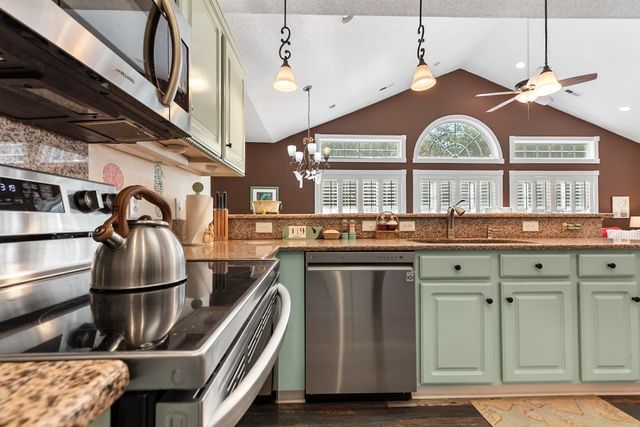 4236 Rivergate Ln., Little River, SC 29566