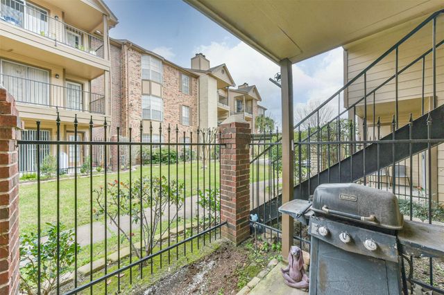 2121 Hepburn Street 612, Houston, TX 77054