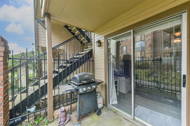 2121 Hepburn Street 612, Houston, TX 77054
