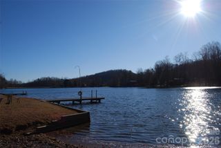 87 Pole Cat Road, Saluda, NC 28773