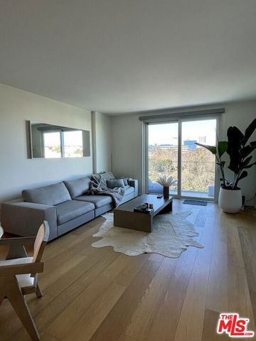 1705 Ocean 412, Santa Monica, CA 90401