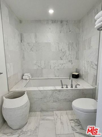 1705 Ocean 412, Santa Monica, CA 90401