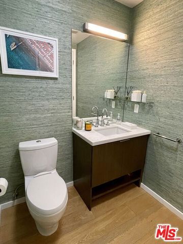 1705 Ocean 412, Santa Monica, CA 90401