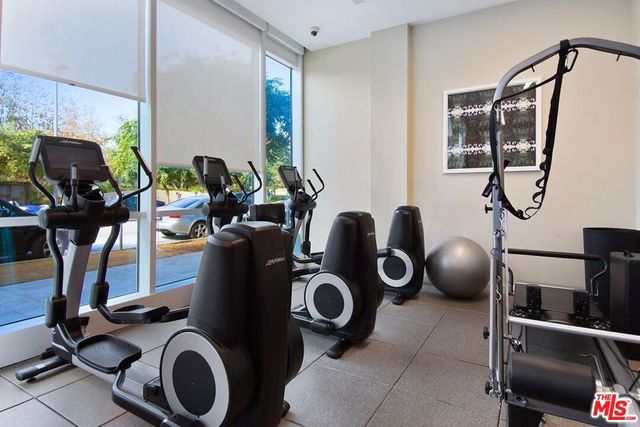 1705 Ocean 412, Santa Monica, CA 90401