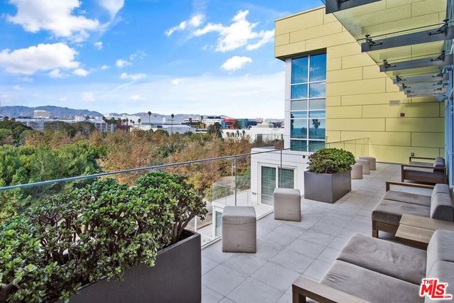 1705 Ocean 412, Santa Monica, CA 90401