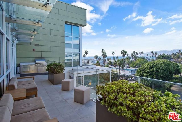 1705 Ocean 412, Santa Monica, CA 90401